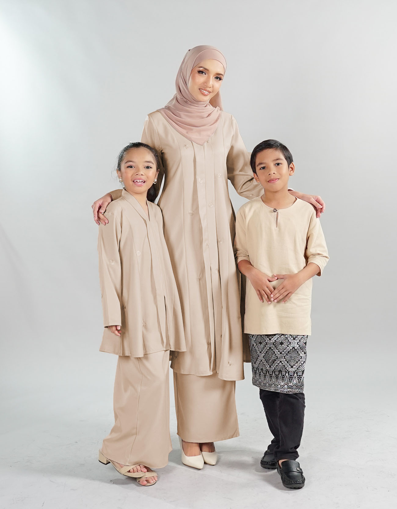 Dian Kebarung Kids - 03 Brown