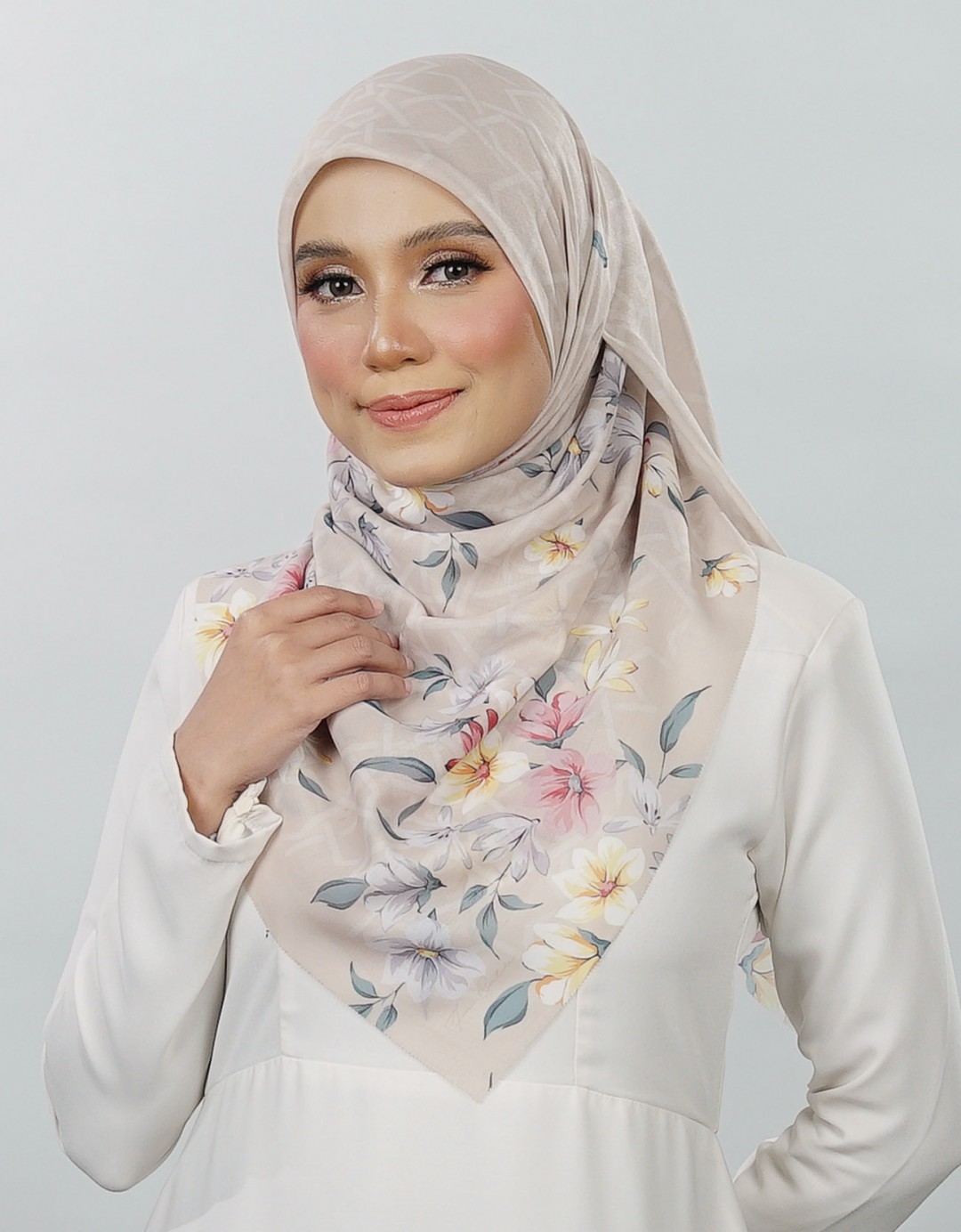 Ryna Bawal Printed - 01 Scarlet Fawn